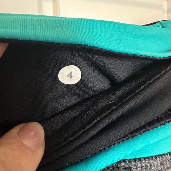 Womens Lululemon Running Leggings with pockets - Picture 3 of 3